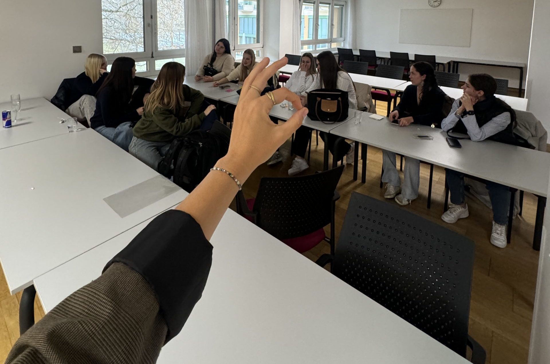 Social Media Workshop in der Vienna Business School mit Julia Trenker als Referentin